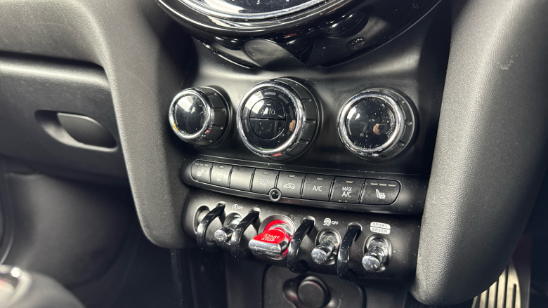 MINI Hatchback 1.5 Cooper Sport 3dr Petrol Hatchback